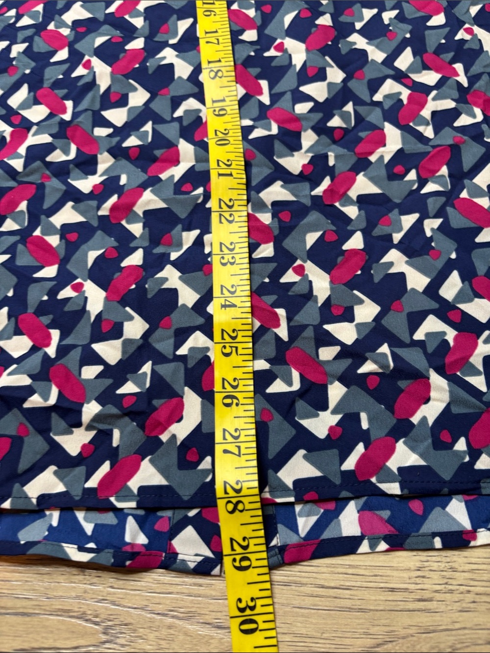 Women’s Lauren Ralph Lauren Navy, Pink & Gray Geometric Button-Up Top Size XL - Picture 7 of 7